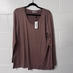 NWT long sleeve tee